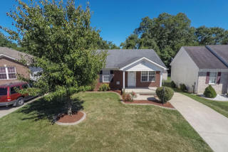 7006 Matthews Rd, Louisville KY  40258-4718 exterior