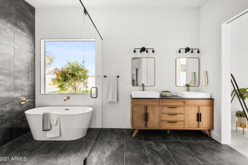 533 Belmont Ave, Phoenix AZ 85051-6766 exterior