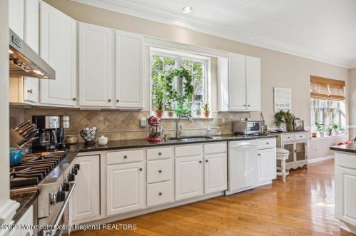 44 Cypress Point Ln, Jackson Twp NJ  08527-4017 exterior