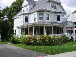 97 Hillside Ave, Newton, MA 02465-2546