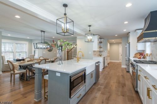 131 Combs Hollow Rd, Dover NJ  07869-3504 exterior