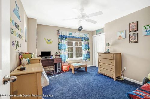 438 Freehold Rd, Jackson Twp NJ 08527-4631 exterior