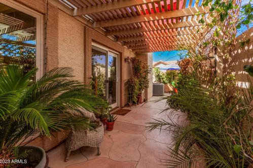 13639 42 Pl, Phoenix AZ 85032-2231 exterior