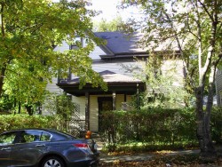 1229 Walnut St, Newton, MA 02461-1820