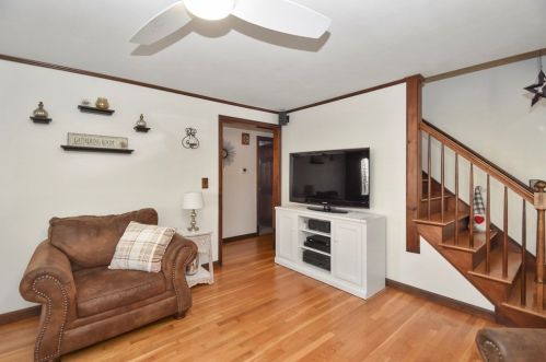 118 Sylvia St, New Bedford MA 02745-6136 exterior