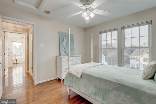 6920 Mystic Wood Way, Columbia MD 21044-4914 exterior