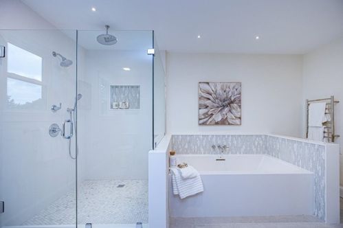 77 Hodge Rd, Arlington MA  02474-1933 exterior