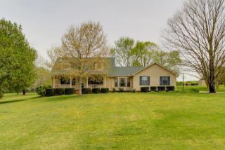 2641 Cages Bend Rd, Gallatin, TN 37066-5728