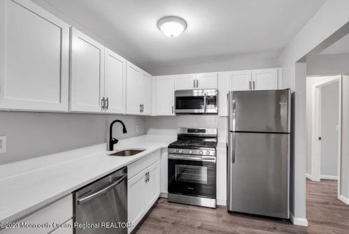 903 Callas Ct, Jackson Twp NJ  08527-4129 exterior