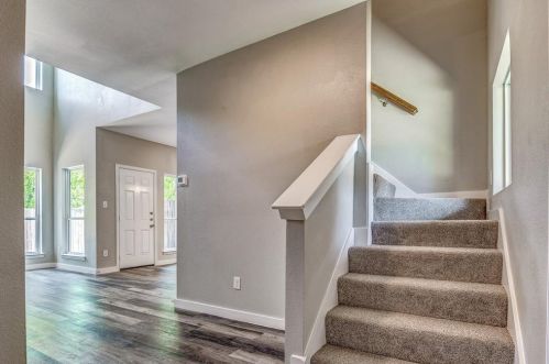 3262 Wexford Dr, Garland, TX 75043-1561