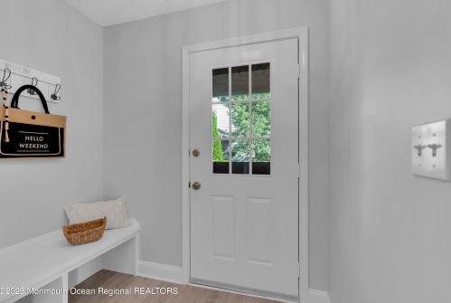 402 Daffodil Dr, Jackson Twp NJ 08527-4127 exterior