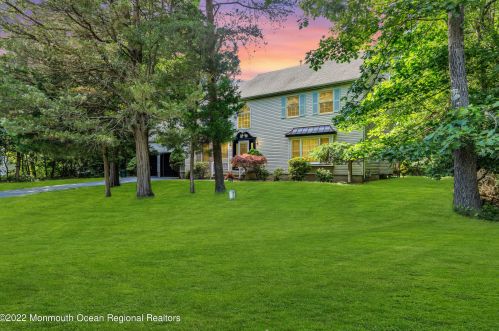 4 Dickens Ct, Jackson Twp NJ  08527-2844 exterior