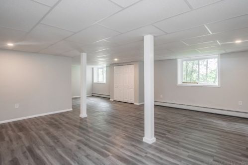 65 Flagg St, Worcester MA  01602-1452 exterior