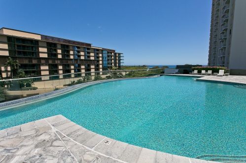 88 Piikoi St, Honolulu HI 96814-4245 exterior