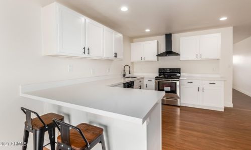 3702 El Camino Dr, Phoenix AZ 85051-4626 exterior