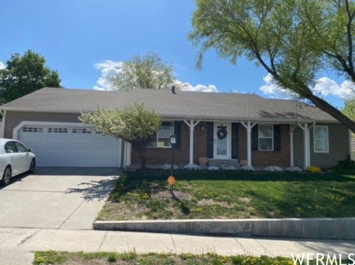 11897 Cedar Ridge Rd, Sandy, UT 84094-5653