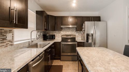 4 Coachlight Dr, Erial NJ  08081-5600 exterior