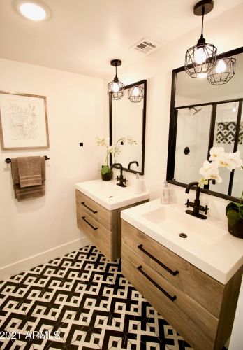 1719 Fairmount Ave, Phoenix AZ 85016-6719 exterior