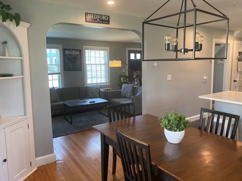 379 Cedar St, Dedham MA 02026-3221 exterior