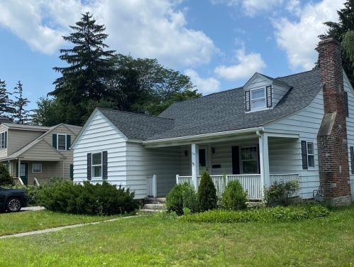 326 Lincoln St, Worcester, MA 01605-3634