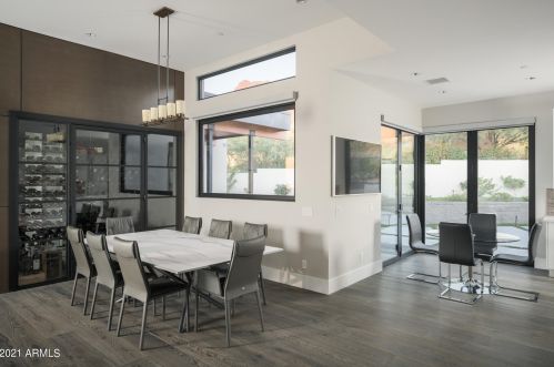 5833 46th Pl, Phoenix AZ  85018-1235 exterior