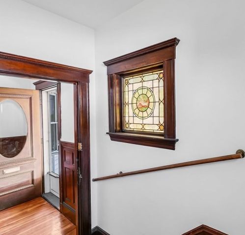 61 Paul Revere Rd, Arlington MA 02476-5729 exterior