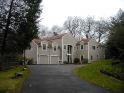 47 Caroline Park, Newton, MA 02468-1101