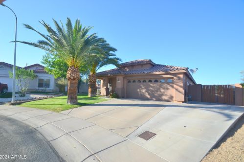 4841 92nd Dr, Phoenix, AZ 85037-1038
