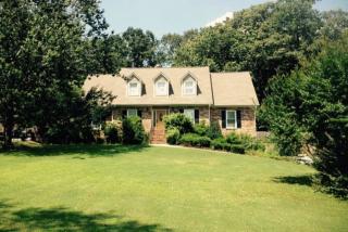 4009 Meadowood Dr, Birmingham, AL 35242-2707