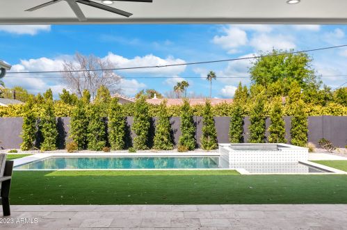 222 Belmont Ave, Phoenix AZ  85021-7229 exterior