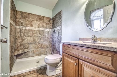 7330 Coolidge St, Phoenix AZ 85015-3845 exterior