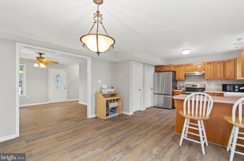 1176 Bayview Ave, Shady Side MD 20764-9523 exterior