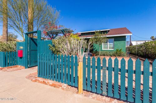 2206 Adams St, Phoenix, AZ 85034-1331