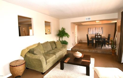 10008 33rd Pl, Phoenix AZ  85028-3933 exterior