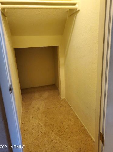 8225 Central Ave, Phoenix AZ  85020-3560 exterior