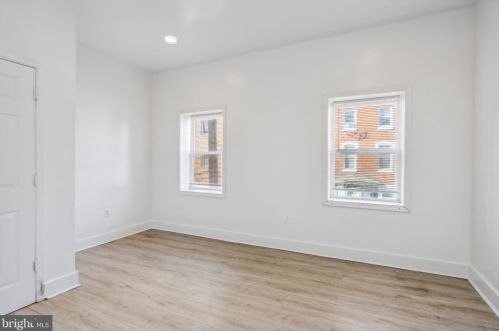 2135 20 St, Philadelphia PA 19121-1517 exterior