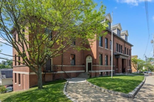 441 Washington Ave, Chelsea MA  02150-3677 exterior