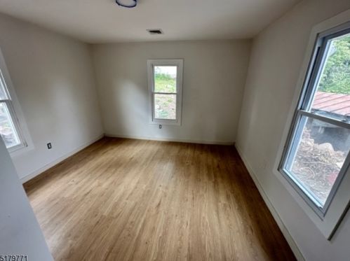 20 Campbell Ave, Belleville NJ 07109-2362 exterior