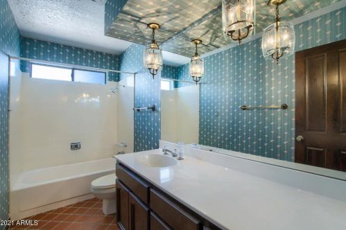 6830 4 Pl, Phoenix AZ 85012-1012 exterior