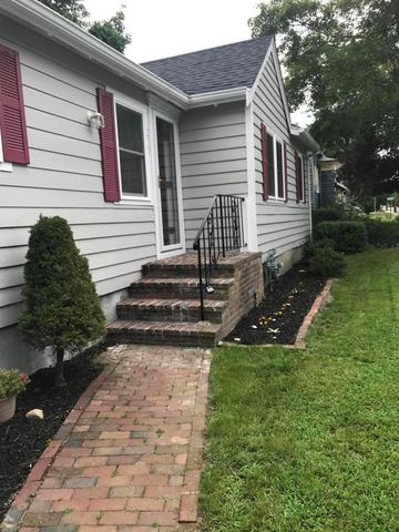 200 High St, Wareham MA  02571-1445 exterior