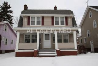 3251 Cedarbrook Rd, Cleveland OH  44118-2903 exterior