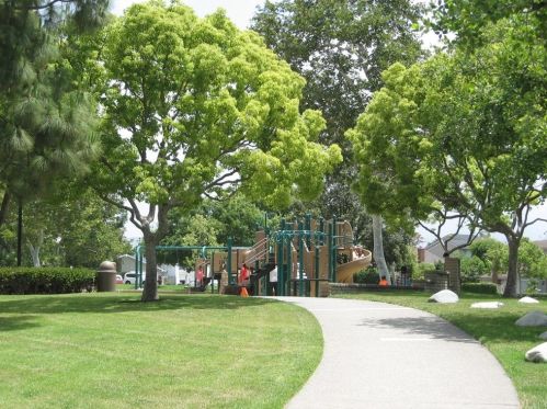 4042 Glenwood St, Irvine CA 92604-2223 exterior