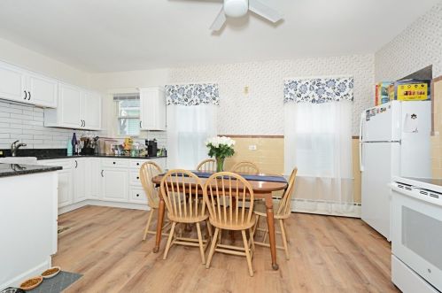 31 Benedict Rd, Worcester MA 01604-1814 exterior