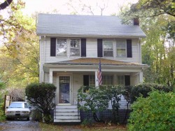 72 Canterbury Rd, Newton, MA 02461-1300