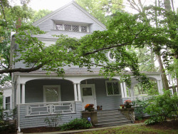 1558 Beacon St, Newton, MA 02468-1508