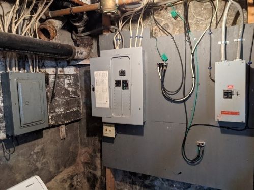 394 Chandler St, Worcester MA 01602-2916 exterior