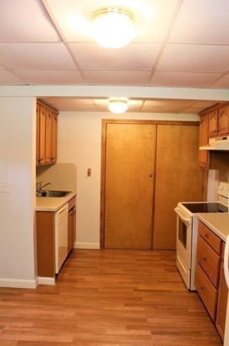 277 Grove St, Worcester MA 01605-3905 exterior