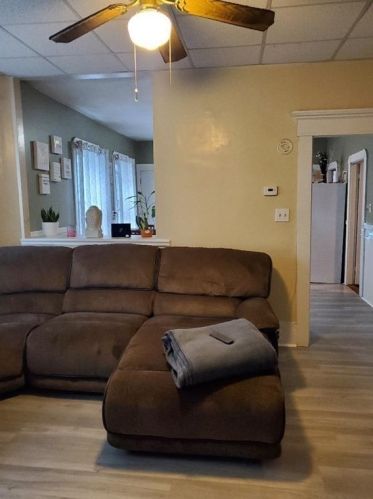 335 Ashley Blvd, New Bedford MA 02746-1864 exterior