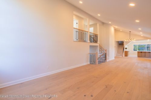 225 Silverside Ave, Little Silver NJ  07739-1752 exterior