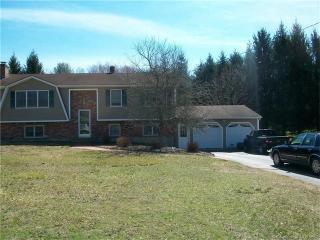 12 Jennie Dr, Chesterfield, CT 06370-1205